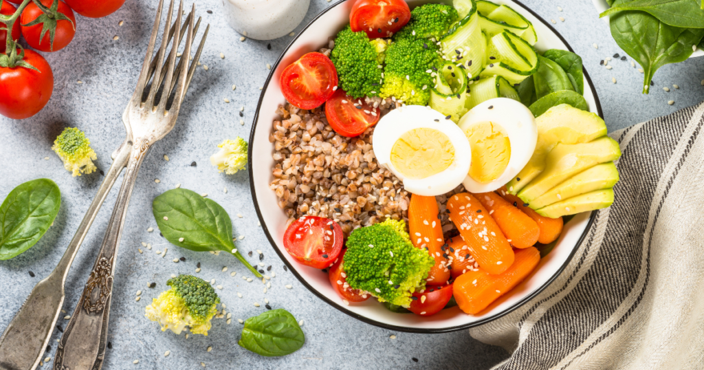 Feed your dog a gentle, easy-to-digest diet to help manage diarrhea.